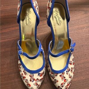 Seychelles Women's Blue and Red Floral Heels
